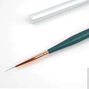 Liner Brush