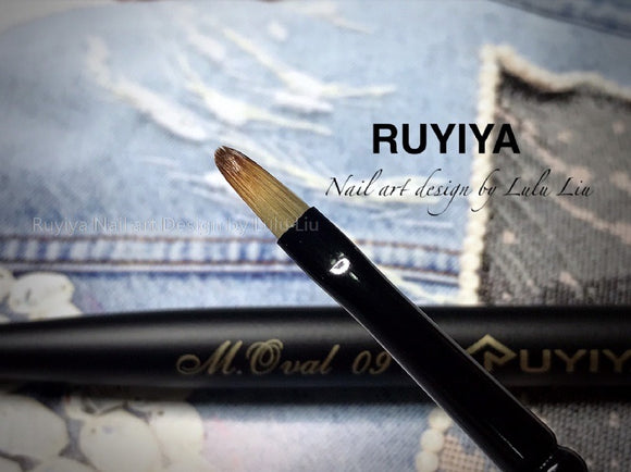 *Ruyiya Nail Art Brush 09